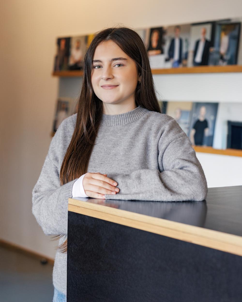 Liyana Mustafa —Lernende Kauffrau EFZ